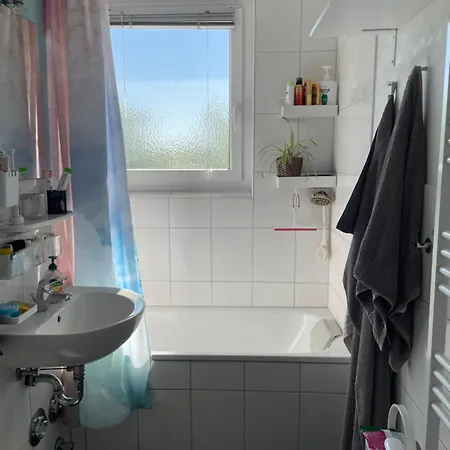 Homestay Fuell Dich Zuhause - Ein Gemuetliches In Fuer Kurze Aufenthalte